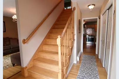 9 Zamora St, Saugus, MA 01906 - Photo 23