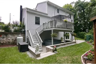9 Zamora St, Saugus, MA 01906 - Photo 35