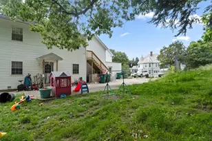 88 Ashburnham St, Fitchburg, MA 01420 - Photo 5