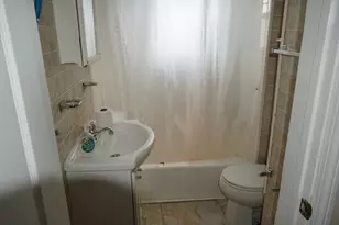 170 Middleboro Ave, Taunton, MA 02718 - Photo 15