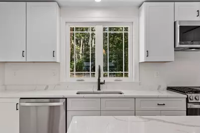 63 Maplewood Dr, Townsend, MA 01469 - Photo 5