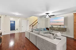 7 Mt Vernon St, Haverhill, MA 01830 - Photo 5