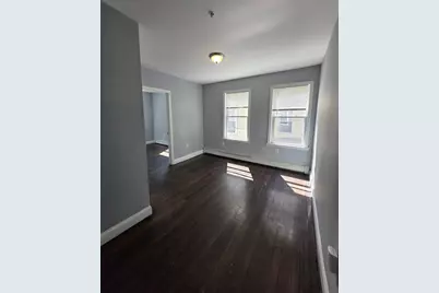 32 Park St #1, Salem, MA 01970 - Photo 3