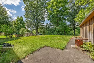 162 Arcadia Blvd, Springfield, MA 01118 - Photo 9