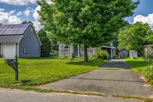 162 Arcadia Blvd, Springfield, MA 01118 - Photo 7