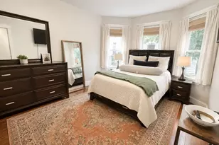 22 Santuit St, Boston, MA 02124 - Photo 7