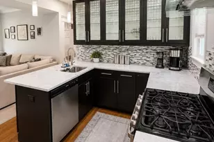 22 Santuit St, Boston, MA 02124 - Photo 3