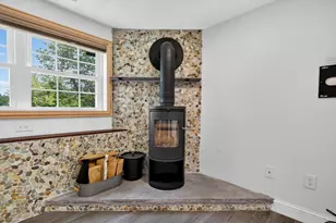 864 South Rd, Ashby, MA 01431 - Photo 9