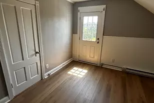 404 Bradford Ave, Fall River, MA 02721 - Photo 3