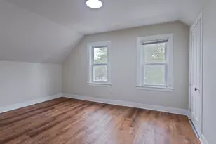35 Peck St, Attleboro, MA 02703 - Photo 17