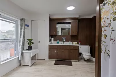35 Peck St, Attleboro, MA 02703 - Photo 21