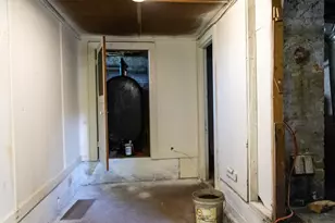 35 Peck St, Attleboro, MA 02703 - Photo 27