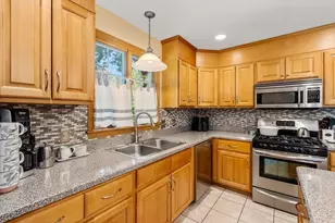 19 Gerard Ln, Chicopee, MA 01020 - Photo 13