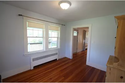 41 South St, Franklin, MA 02038 - Photo 9