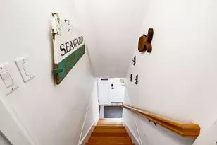 72 Benjamin Nyes Ln, Falmouth, MA 02540 - Photo 5