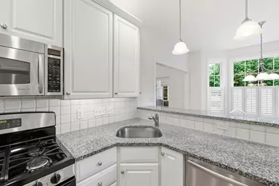 68 Braeburn Ln #68, Ashland, MA 01721 - Photo 9