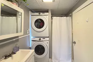 233 West St, Leominster, MA 01453 - Photo 29