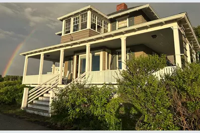 4 Diamond Ave, Gloucester, MA 01930 - Photo 1