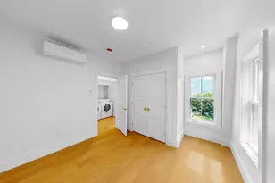 139 Sycamore St, Somerville, MA 02145 - Photo 13