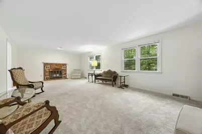 210 Chamberlain St, Holliston, MA 01746 - Photo 13