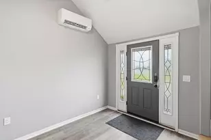 142 Cooper, Agawam, MA 01001 - Photo 3