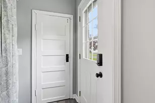 142 Cooper, Agawam, MA 01001 - Photo 21