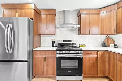 21 Hilltop Rd, Dartmouth, MA 02747 - Photo 7