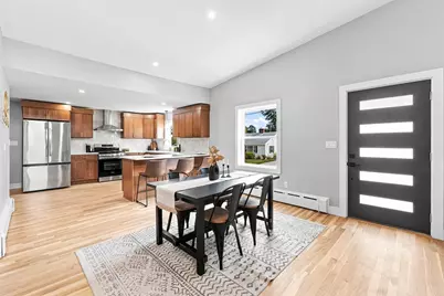 21 Hilltop Rd, Dartmouth, MA 02747 - Photo 9