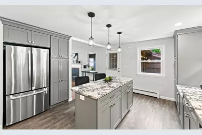 111 Florida Drive, Agawam, MA 01001 - Photo 3