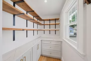 18 Thurlow St, Boston, MA 02132 - Photo 11