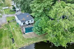 2 Colonial Rd, Lynnfield, MA 01940 - Photo 7