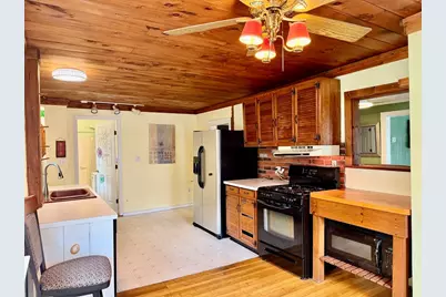 2 Colonial Road, Lynnfield, MA 01940 - Photo 21
