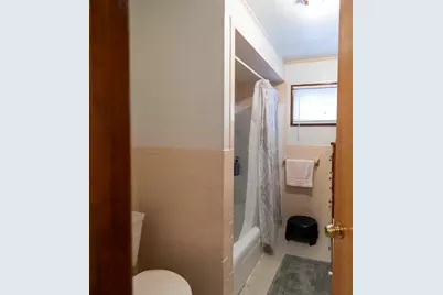 610 Bradford Ave, Fall River, MA 02721 - Photo 13