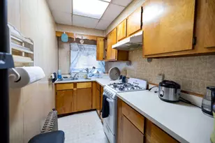 610 Bradford Ave, Fall River, MA 02721 - Photo 29