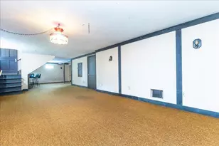 43 Ledgewood Dr, Danvers, MA 01923 - Photo 15