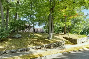 43 Ledgewood Dr, Danvers, MA 01923 - Photo 3