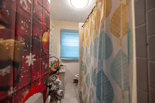 1025 Globe St, Fall River, MA 02724 - Photo 19