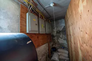 1025 Globe St, Fall River, MA 02724 - Photo 27