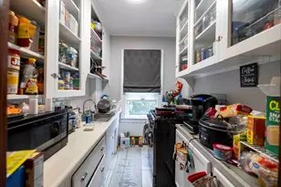 1025 Globe St, Fall River, MA 02724 - Photo 17