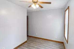 164 Hood St, Fall River, MA 02720 - Photo 21