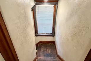 39 Hull Ave, Pittsfield, MA 01201 - Photo 13