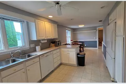 309 Island Pond, Springfield, MA 01118 - Photo 7