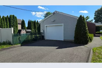 309 Island Pond, Springfield, MA 01118 - Photo 3