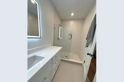 74 Congress St #5, Pembroke, MA 02359 - Photo 19