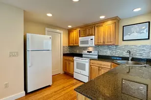 104 Davis St, Greenfield, MA 01301 - Photo 5