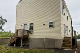 130 Washburn Ave, Revere, MA 02151 - Photo 5