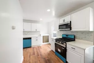 16 Oakes St, Everett, MA 02420 - Photo 7