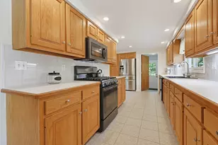 343 Central St, Foxboro, MA 02035 - Photo 15