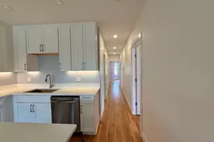 863 Saratoga St, Boston, MA 02128 - Photo 9