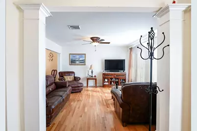 92 Tarkiln Pl, New Bedford, MA 02745 - Photo 5